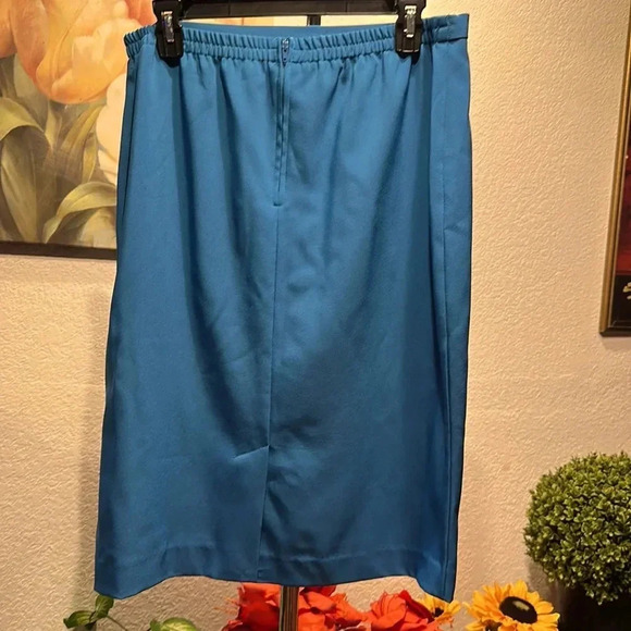 T. Milano teal skirt sets (2pcs) size 14 - Picture 6 of 9